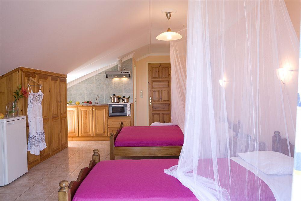 Pansion Filoxenia Apartments&Studios Tsoukaládhes Zewnętrze zdjęcie
