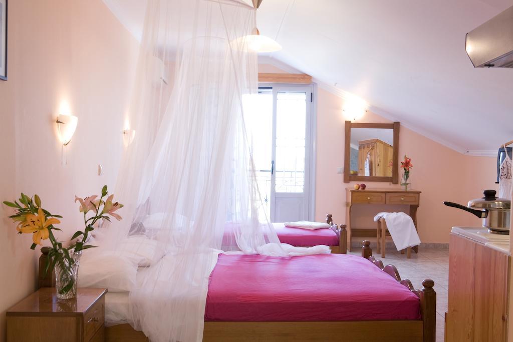 Pansion Filoxenia Apartments&Studios Tsoukaládhes Zewnętrze zdjęcie